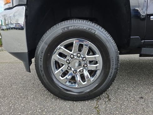 Certified 2017 Chevrolet Silverado 3500 LTZ w/ Duramax Plus Package image 38