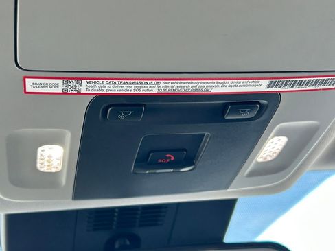 Used 2025 Toyota Camry LE FWD image 18