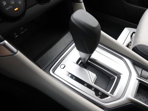 Used 2023 Subaru Forester Base image 25