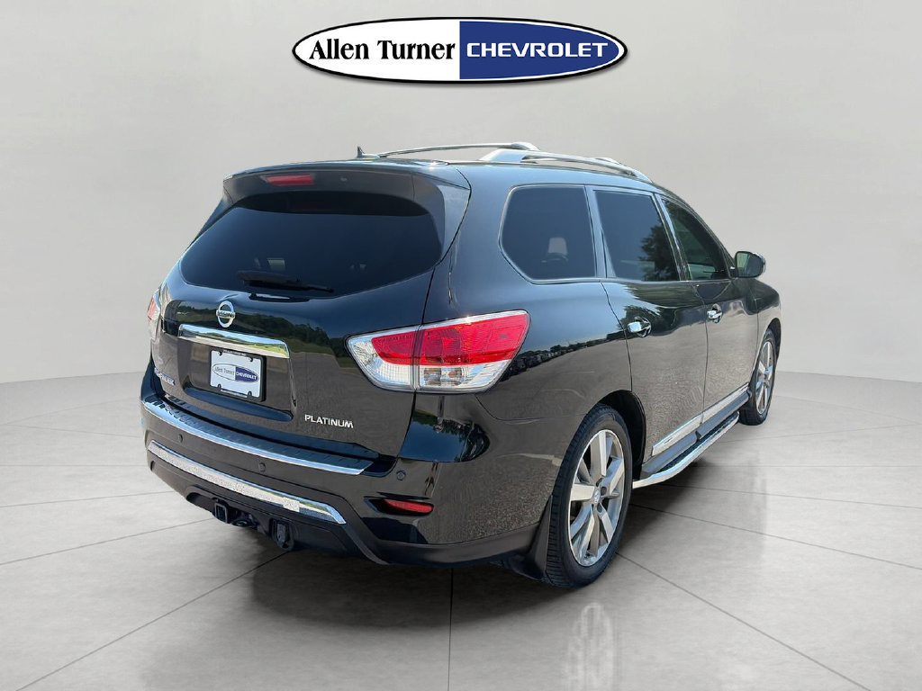 Used 2015 Nissan Pathfinder Platinum w/ Cargo Package FWD image 4