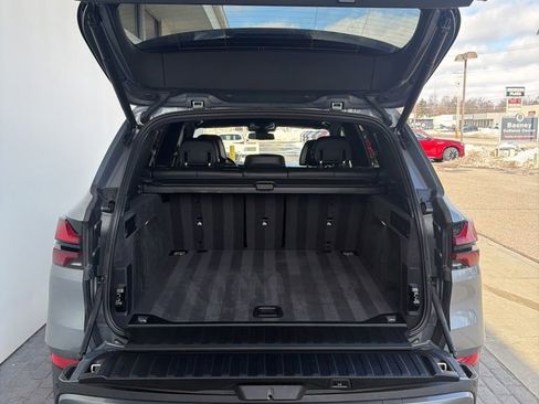 Used 2026 BMW X5 xDrive40i image 9