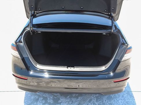 Certified 2023 Honda Accord EX image 26