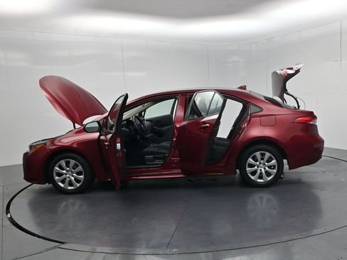 Used 2024 Toyota Corolla LE FWD image 59