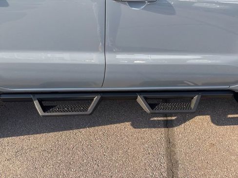 Certified 2025 Nissan Frontier PRO-4X image 35