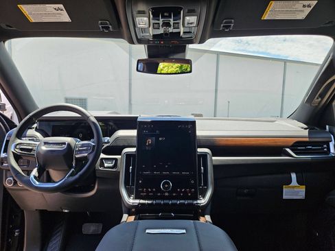 New 2026 GMC Yukon XL Denali RWD image 26