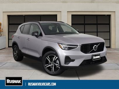 New 2026 Volvo XC40 B5 Core