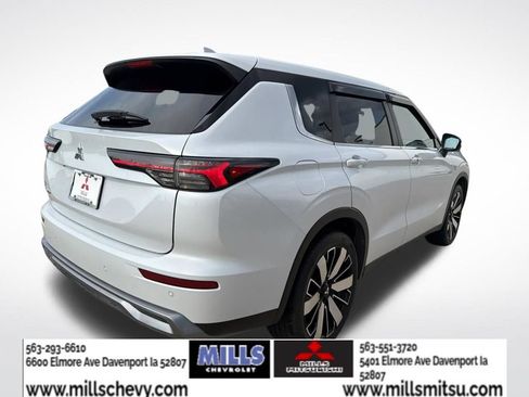Used 2025 Mitsubishi Outlander SE FWD image 5