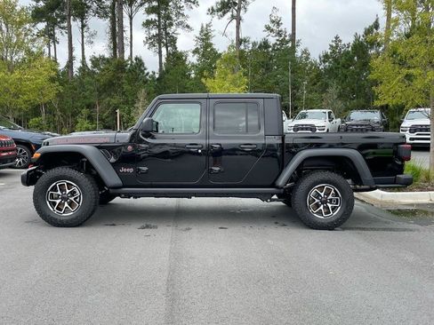 New 2025 Jeep Gladiator Rubicon image 36