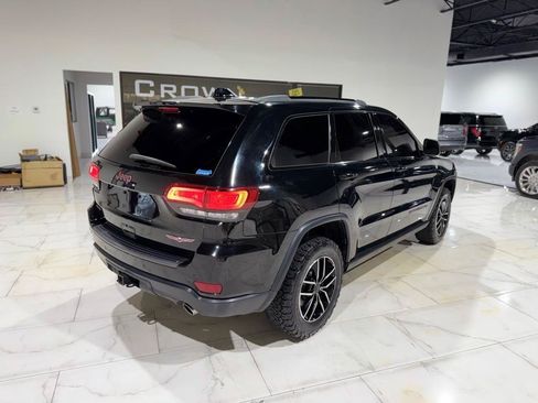 Used 2021 Jeep Grand Cherokee Trailhawk w/ Trailhawk Luxury Group AWD/4WD image 9