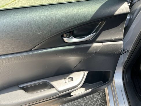 Used 2020 Honda Civic Sport image 25