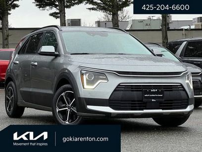 Used 2023 Kia Niro EX