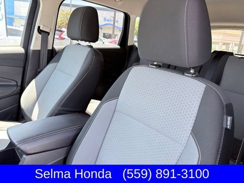 Used 2017 Ford Escape SE FWD image 10