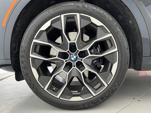 Used 2026 BMW X7 M60i AWD/4WD image 24