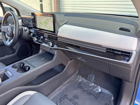 Used 2024 Honda Prologue Touring image 14