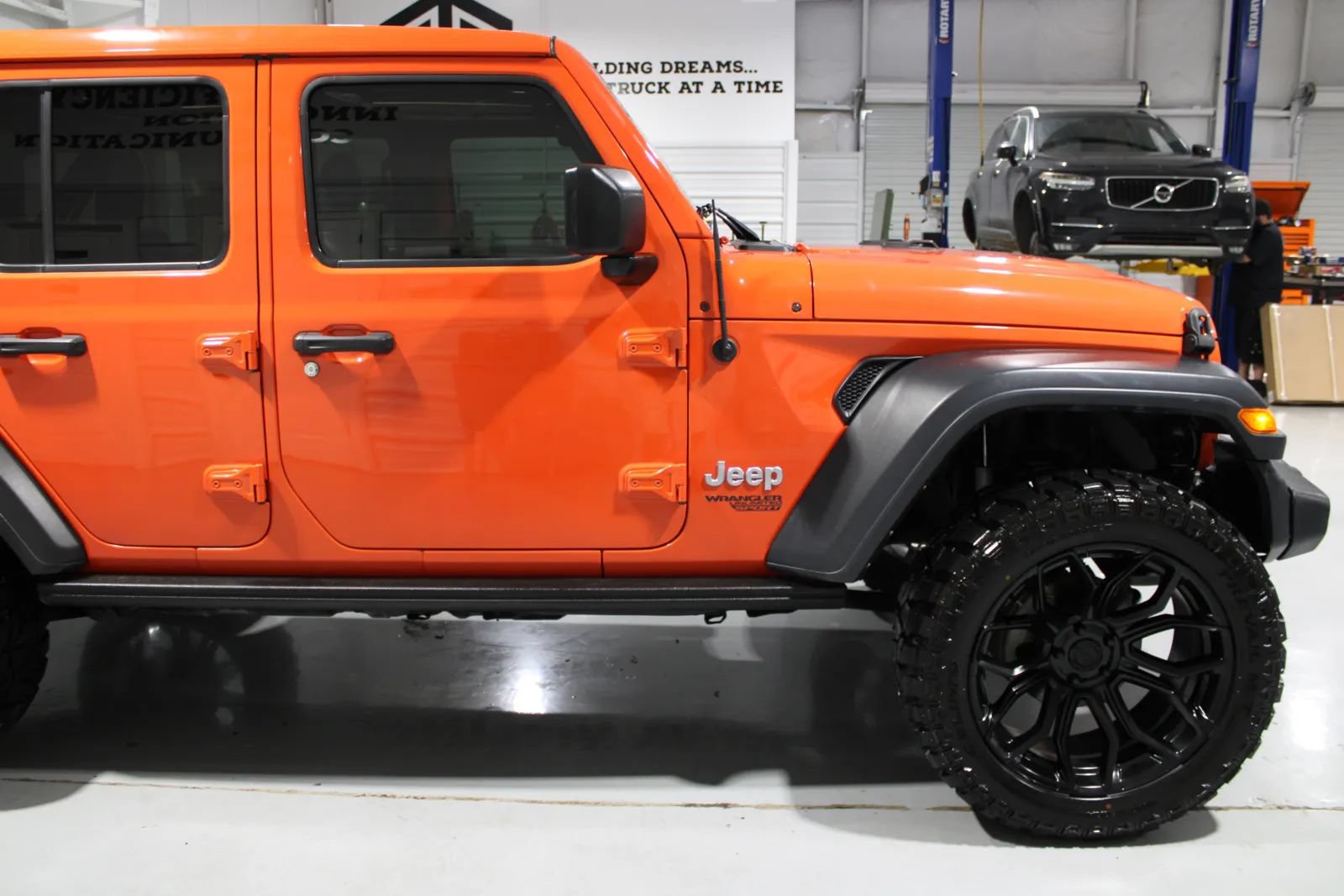Used 2020 Jeep Wrangler Unlimited Sport S w/ Sun And Sound Package AWD/4WD image 14