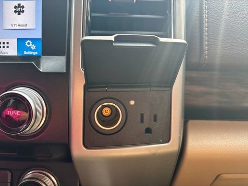 Used 2018 Ford F150 Lariat RWD image 46