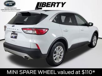 Certified 2022 Ford Escape SE w/ Cold Weather Package video 3