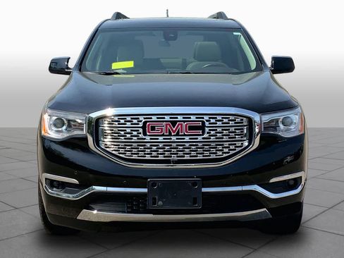 Used 2019 GMC Acadia Denali w/ Technology Package AWD/4WD image 4