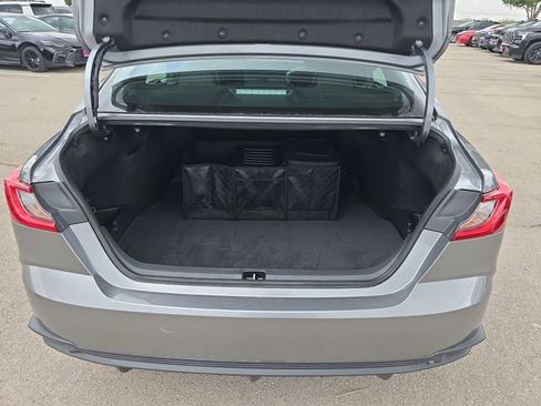 Used 2026 Toyota Camry SE w/ Convenience Package image 12