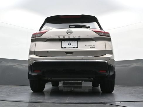 Used 2025 Nissan Rogue Platinum w/ Tech Package AWD/4WD image 26