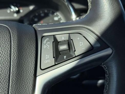 Used 2022 Buick Encore Preferred w/ Safety Package image 20