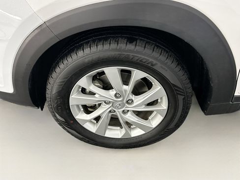 Used 2019 Hyundai Tucson Value image 11
