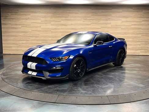 Used 2017 Ford Mustang Shelby GT350 RWD image 4