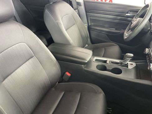 Used 2020 Nissan Altima 2.5 S FWD image 25