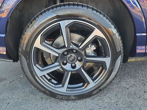 Used 2025 Audi Q3 2.0T Premium Plus w/ Premium Plus Package image 5