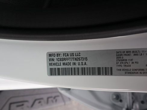 New 2026 RAM 1500 4x4 Crew Cab image 25