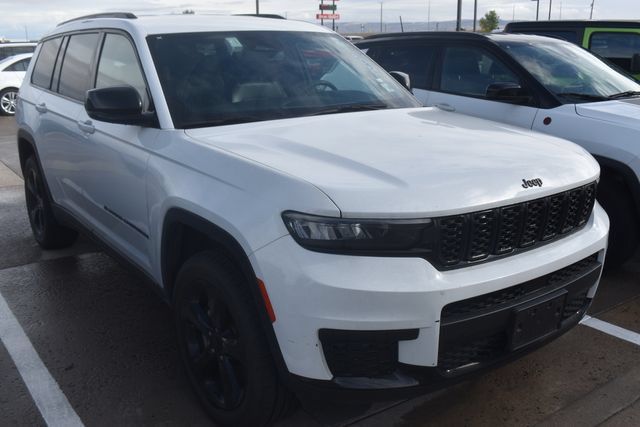 Used 2023 Jeep Grand Cherokee L Laredo AWD/4WD image 3