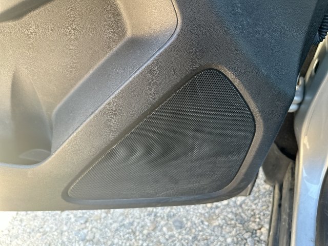 Used 2021 Chevrolet Equinox LS FWD image 35