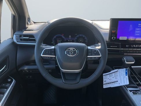 New 2026 Toyota Sienna XLE Woodland Edition image 13