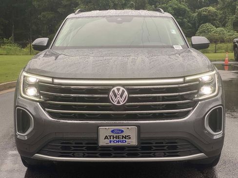Used 2024 Volkswagen Atlas SE FWD image 11