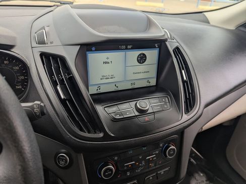 Used 2019 Ford Escape SE image 23