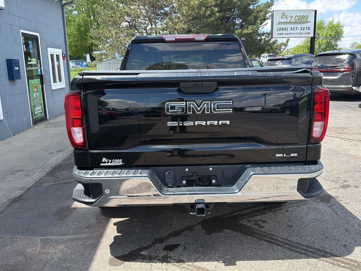 Used 2021 GMC Sierra 1500 SLE w/ Driver Alert Package I AWD/4WD image 5