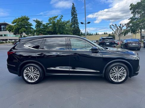 Used 2023 Acura MDX SH-AWD w/ Advance Package image 13