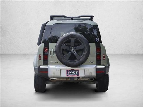 Used 2022 Land Rover Defender 110 SE AWD/4WD image 6