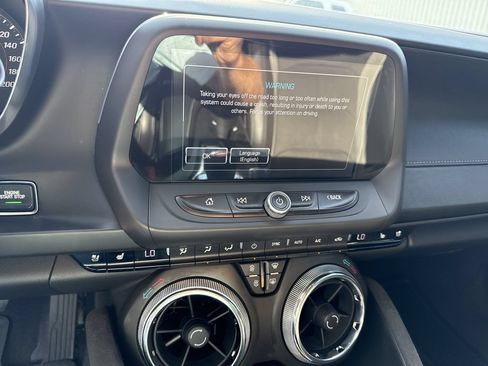 Used 2018 Chevrolet Camaro SS RWD image 24