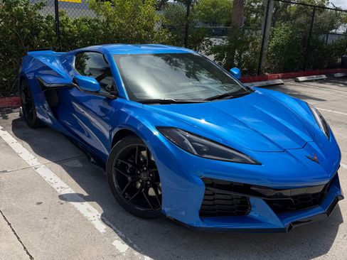 Used 2026 Chevrolet Corvette Z06 w/ Battery Protection Package image 3