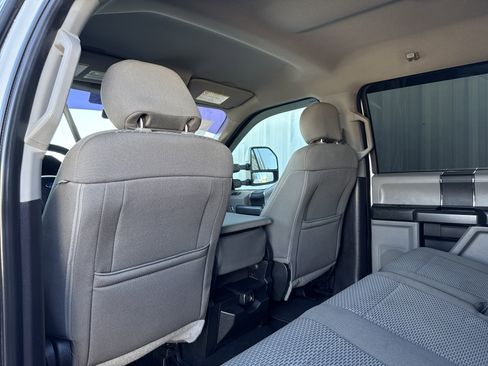 Used 2019 Ford F250 XLT image 48