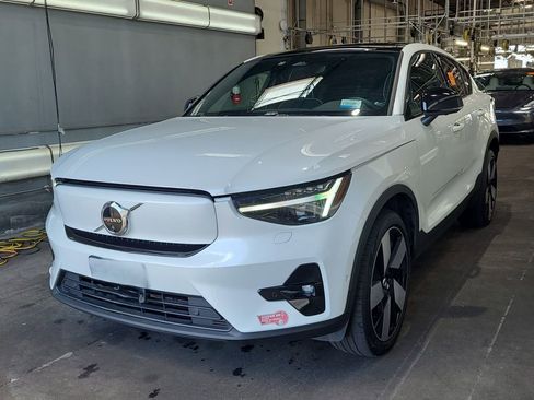 Used 2023 Volvo C40 P8 Recharge Ultimate AWD/4WD image 1