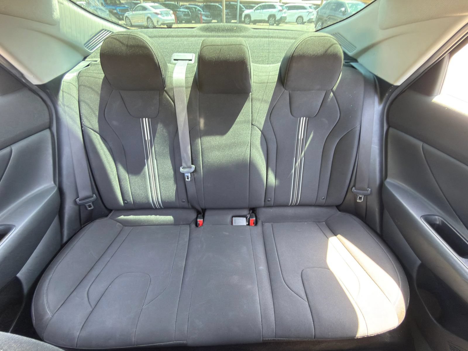 Used 2023 Hyundai Elantra SEL FWD image 18