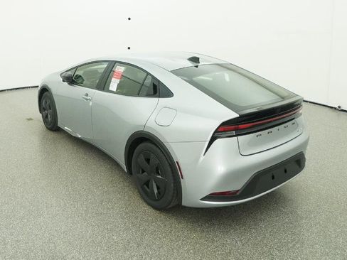New 2026 Toyota Prius LE image 10