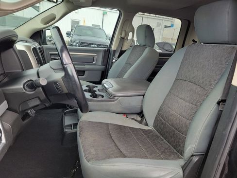 Used 2019 RAM 1500 Big Horn AWD/4WD image 17