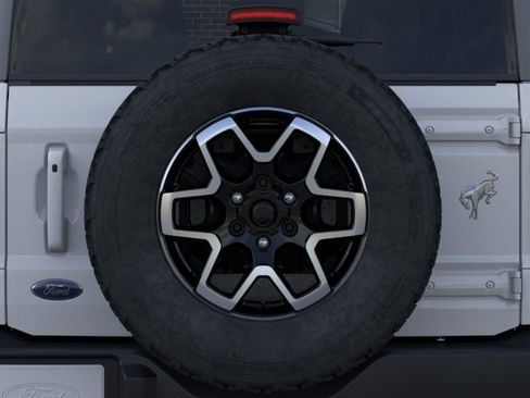 New 2025 Ford Bronco Outer Banks AWD/4WD image 24