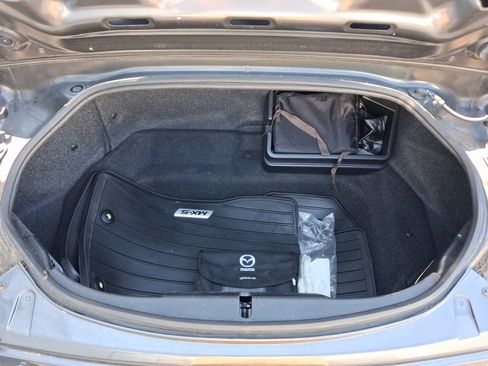 Used 2019 MAZDA MX-5 Miata RF Grand Touring w/ GT-S Package RWD image 22