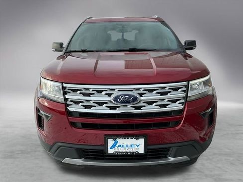 Used 2019 Ford Explorer XLT w/ Equipment Group 202A image 9
