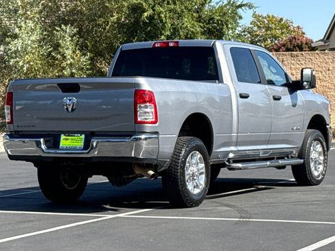 Used 2024 RAM 2500 Big Horn AWD/4WD image 11