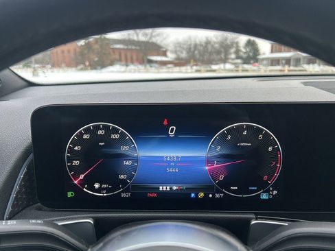 Certified 2025 Mercedes-Benz GLB 250 GLB 250 image 11